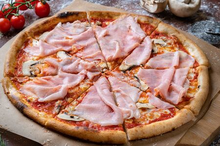 Пицца Прошутто фунги