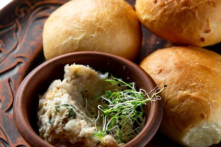 Горячие пшеничные булочки