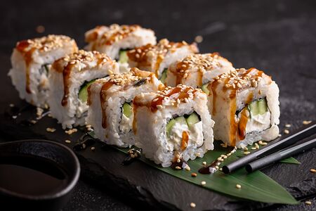 Ролл Унаги Онигара