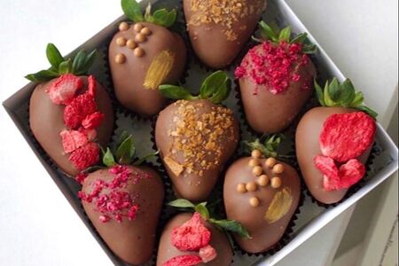 Клубника в шоколаде Марсель