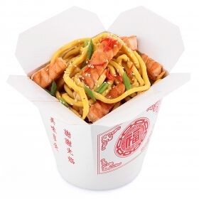 Вок с лососем в соусе терияки