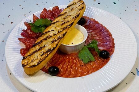 Мясное ассорти