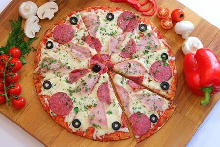 Пицца Мясная