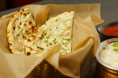 Индийская лепешка Гарлик наан