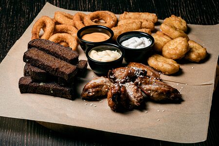 Ассорти горячих закусок