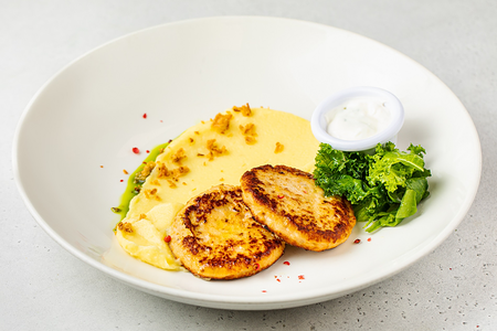 Котлеты из индейки или рыбы с гарниром на выбор