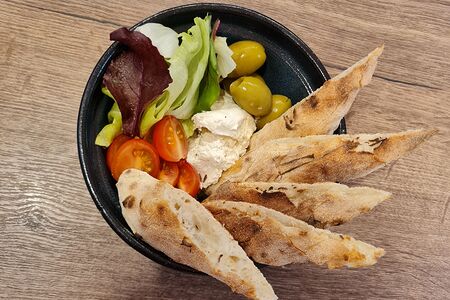 Лабне - домашний сыр на основе йогурта