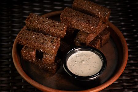 Гренки чесночные