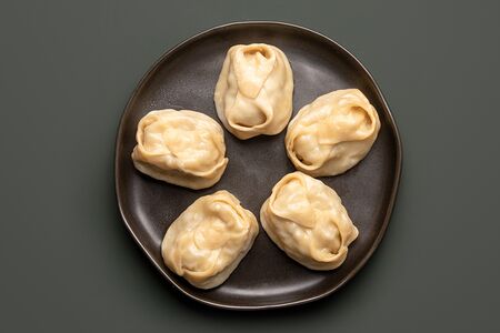 Манты с говядиной