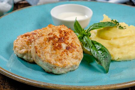 Куриные котлеты с пюре