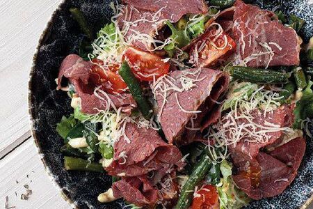 Салат с пастрами