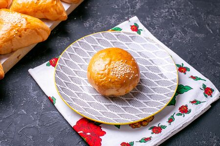 Пирожок с картошкой