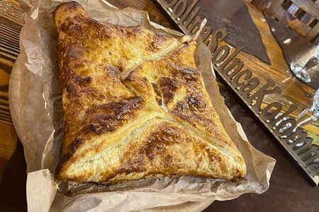 Хачапури по-тбилисски