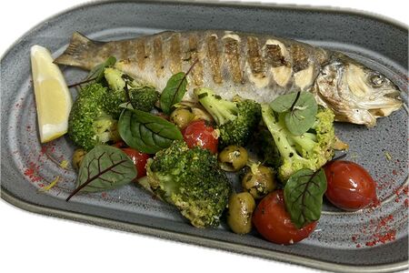 Д Форель на гриле с брокколи и черри