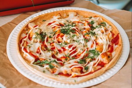 Пицца с курицей