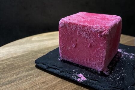 Птичка в сахарной пудре