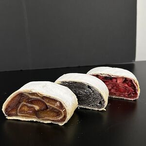 Штрудель сливовый