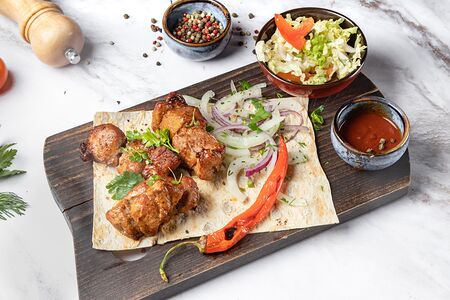 Шашлык из cвинoй шеи 