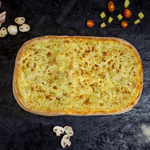 Курица с ананасами полметра