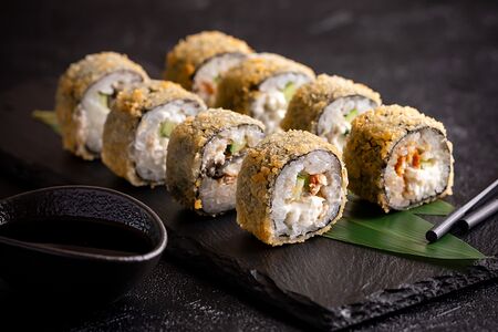 Ролл Горячий угорь