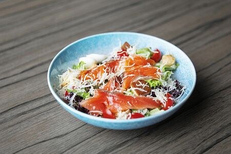 Цезарь с лососем