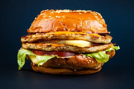 Куриный чизбургер двойной