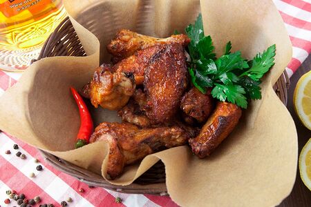 Куриные крылья острые