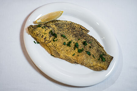 Жареный карп в кукурузной муке