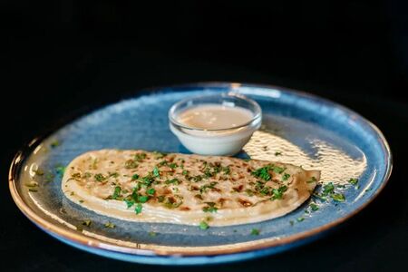 Кутаб с сыром и зеленью