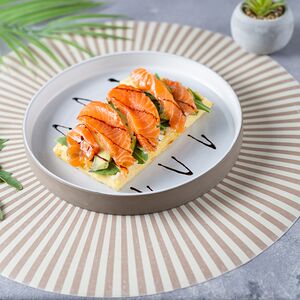 Բելգիական վաֆլի սաղմոնով