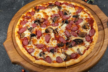 Охотничья пицца