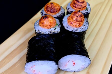 Гриль ролл с крабом