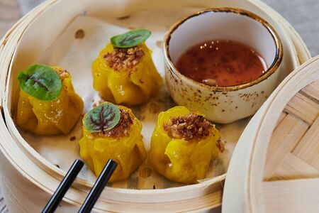 Димсам с цыпленком