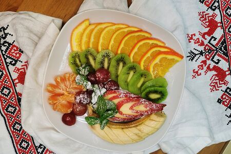 Фруктовая тарелка