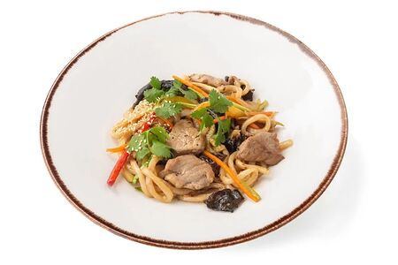 Лапша удон со свининой