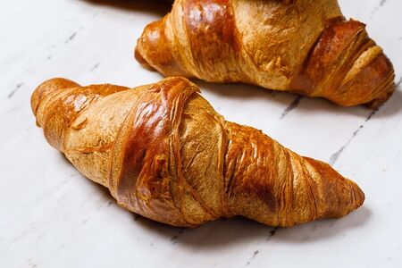 Круассан с орехово-шоколадной начинкой