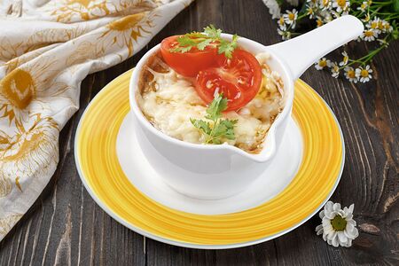 Жюльен с белыми грибами, вешенками и шампиньонами