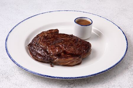 Стейк Рибай