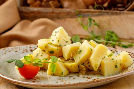 Отварной картофель