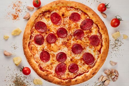 Пицца Салями