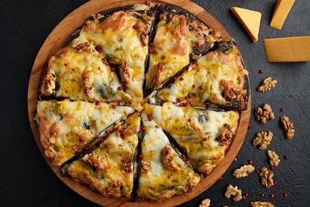 Четырёхэтажная пицца Бруталити