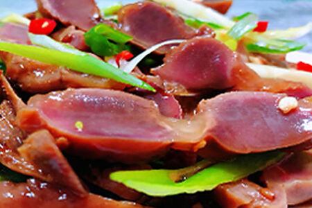 22 Салат из куриного желудка с овощими