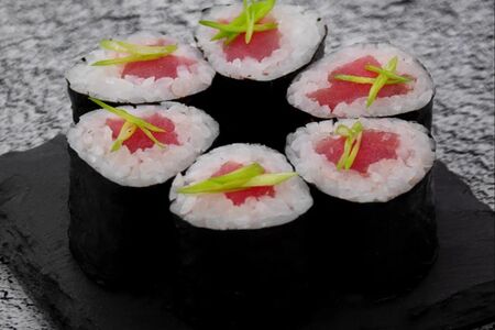 Ролл Тека маке