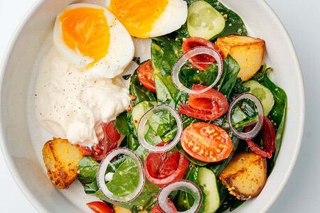 Салат с лососем