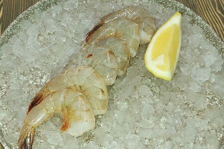 Креветка тигровая средняя