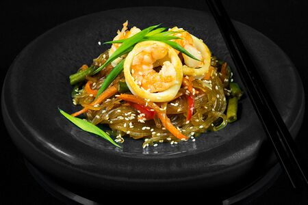 Лапша харусаме с морепродуктами