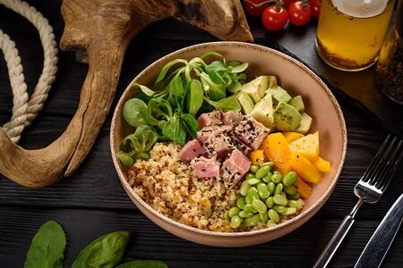 Боул с тунцом