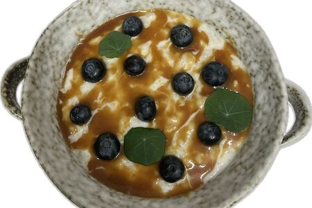 Д Завтрак "Овсянка с Карамелью и голубикой"