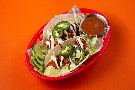 Тако с хрустящей курицей