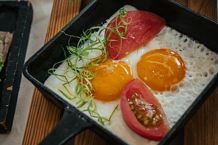 Яичница из двух яиц